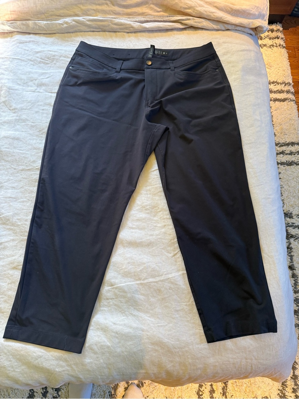 Lululemon Men's Black Stretch  Pants